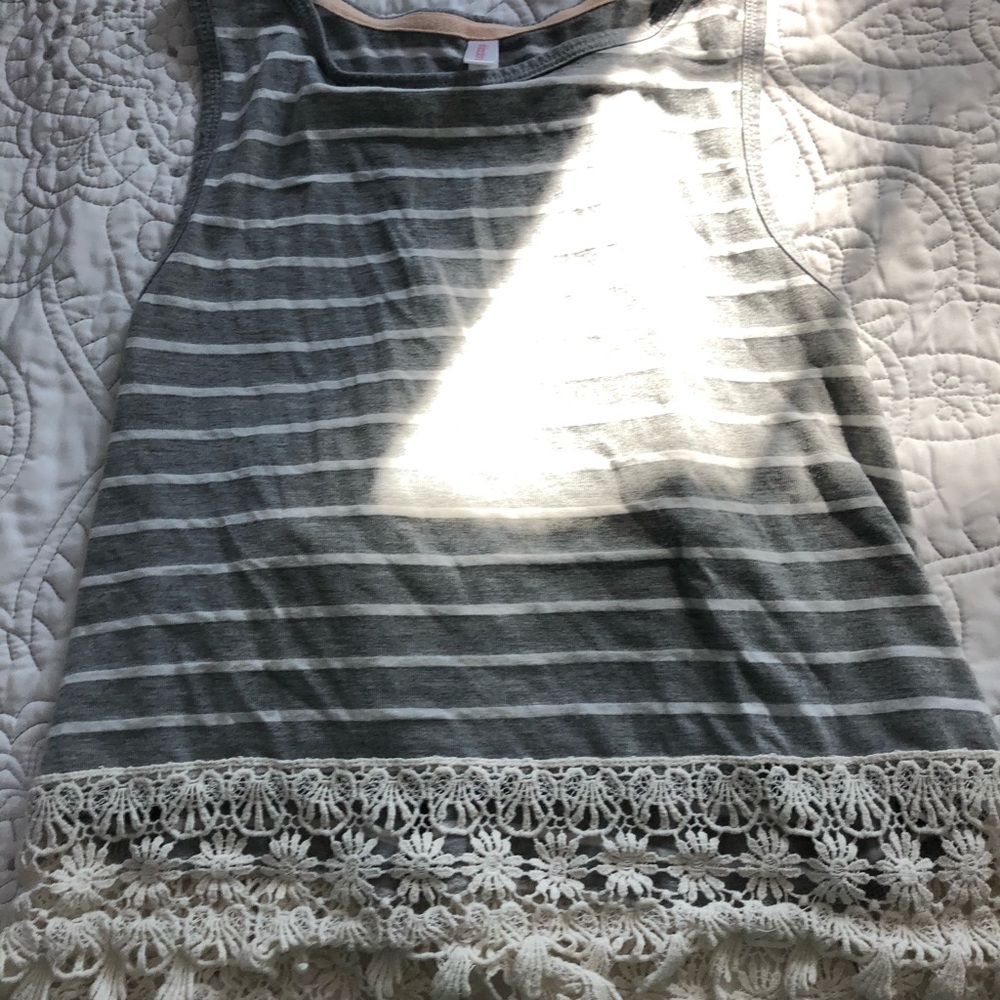 cute crop top!